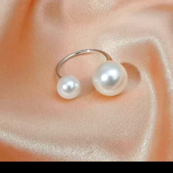 Cuff Ring Faux Pearl Ring Silver and Gold Tone - Picture 2 of 5